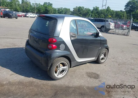 2009 Smart Fortwo Brabus/Passion/Pure из США, поврежденный, VIN WMEEJ31X29K214183